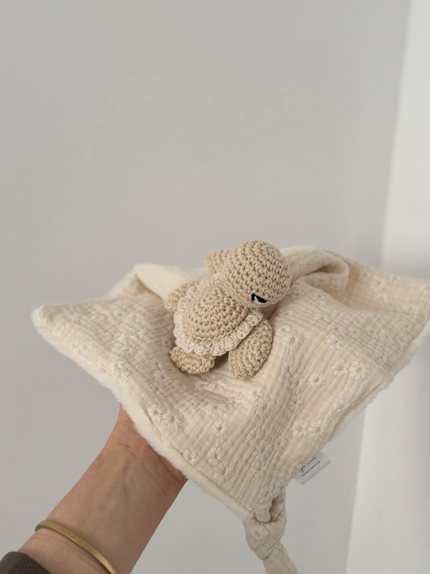 Doudou ma tortue jolie écru